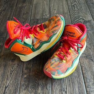 🔥🏀 Kyrie Irving 1 World 1 People boys shoes